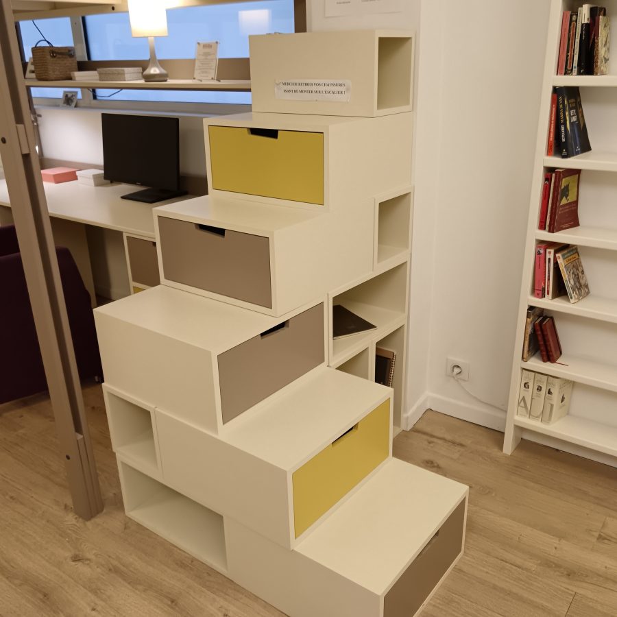 Loggia stock Bastille - Grand escalier Bricks