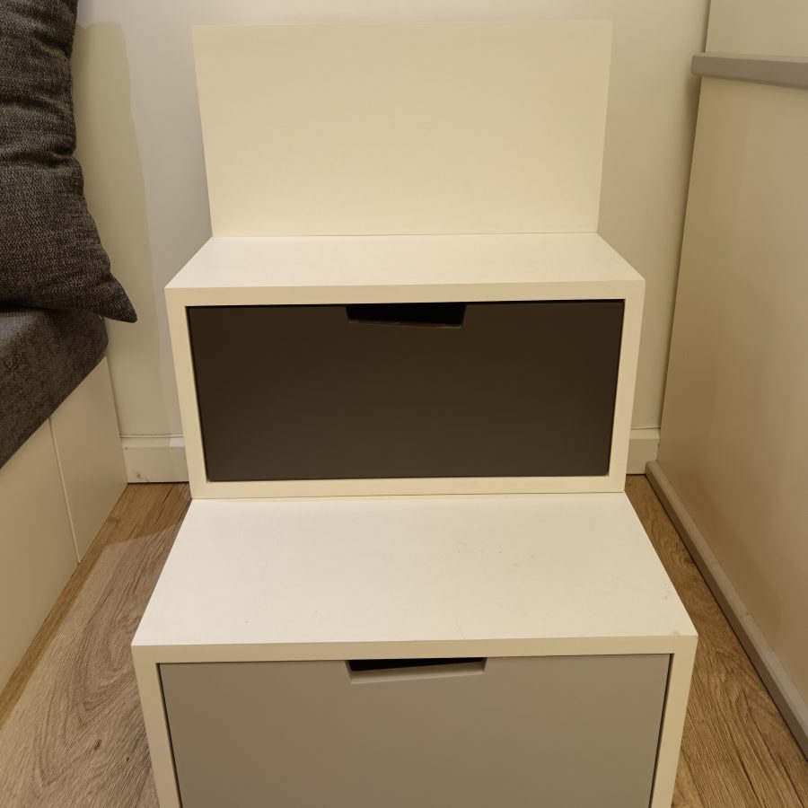 Loggia stock Bastille - Petit escalier Bricks