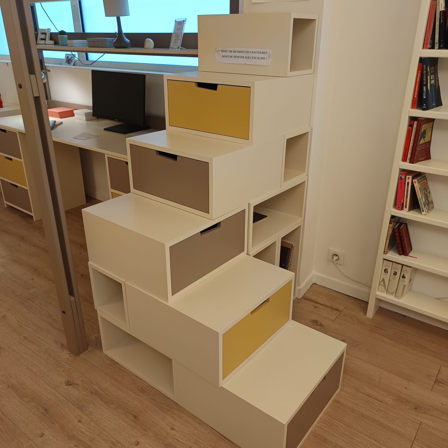 Modèle d'exposition présenté au magasin Espace Loggia situé au 22 boulevard Beaumarchais 75011 Paris