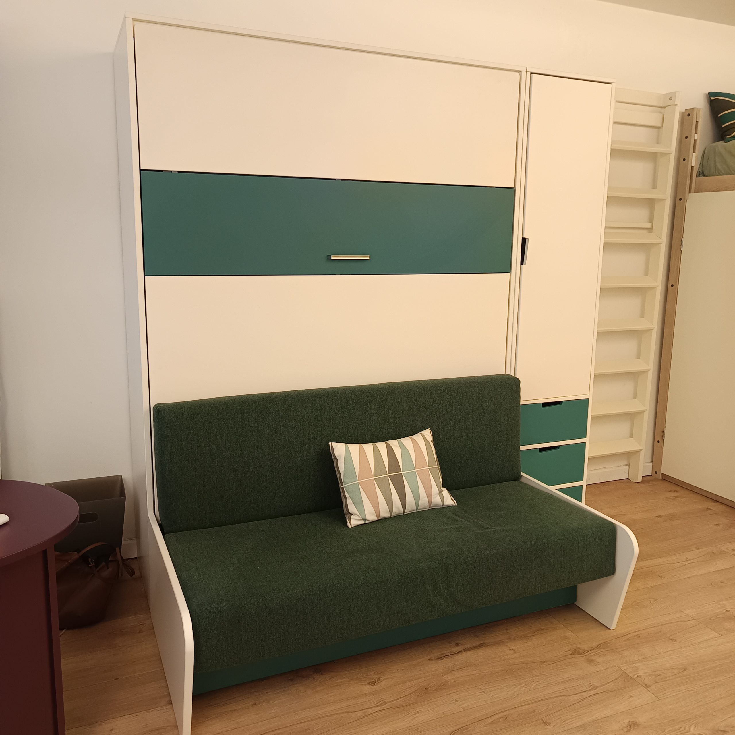 Modèle d'exposition présenté au magasin Espace Loggia situé au 22 boulevard Beaumarchais 75011 Paris